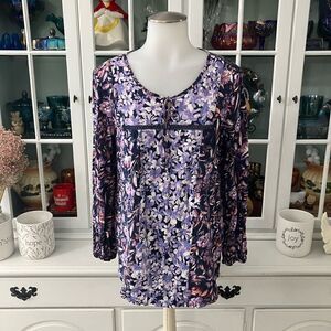 Purple Floral Long Sleeve Top  Sz Medium Vintage America